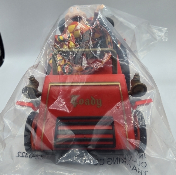 Disney Mr. Toad Popcorn Bucket With 100 Strap - Picture 3 of 8